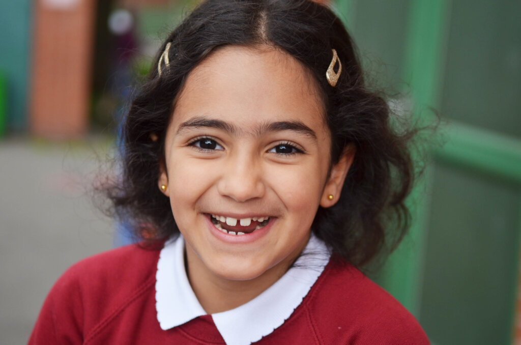 girl pupil smiling primary